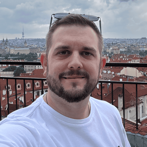 Lucie Garabášová - Cannadorra webshop menedzser